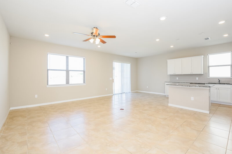 2,070/Mo, 3416 Soaring Dr Saint Cloud, FL 34772 Living Room View