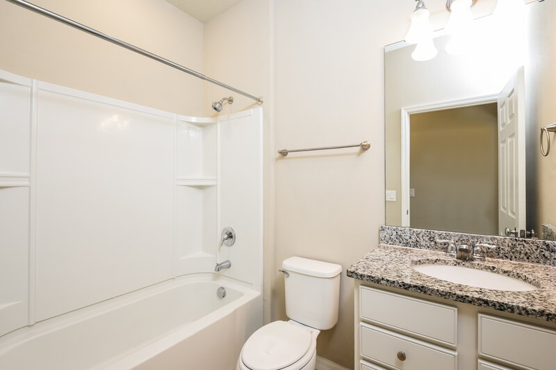 2,070/Mo, 3416 Soaring Dr Saint Cloud, FL 34772 Bathroom View