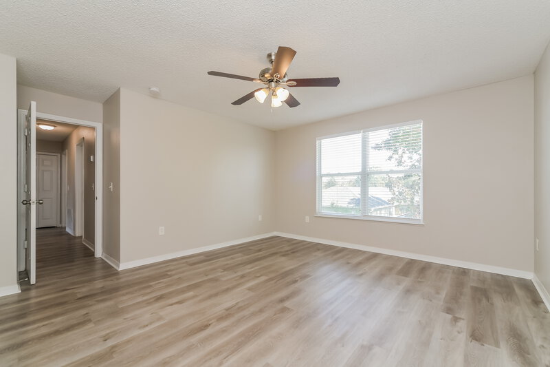 1,980/Mo, 1108 Cambourne Dr Kissimmee, FL 34758 Main Bedroom View 3