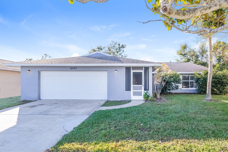 2,400/Mo, 10743 Lazy Lake Dr Orlando, FL 32821 External View
