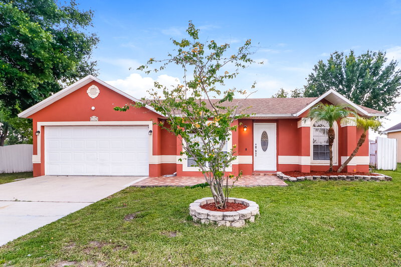 2,335/Mo, 2702 Woodstream Cir Kissimmee, FL 34743 External View