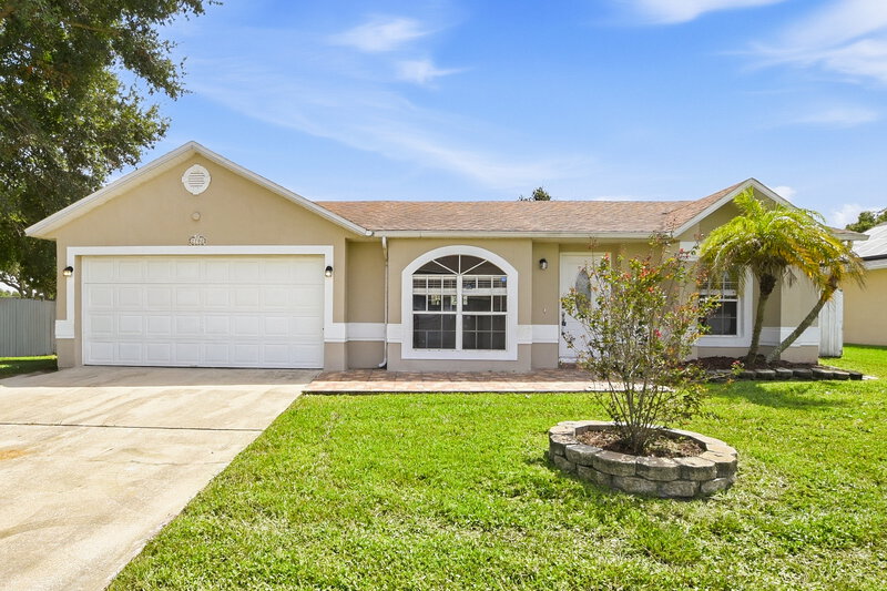 2,260/Mo, 2702 Woodstream Cir Kissimmee, FL 34743 External View