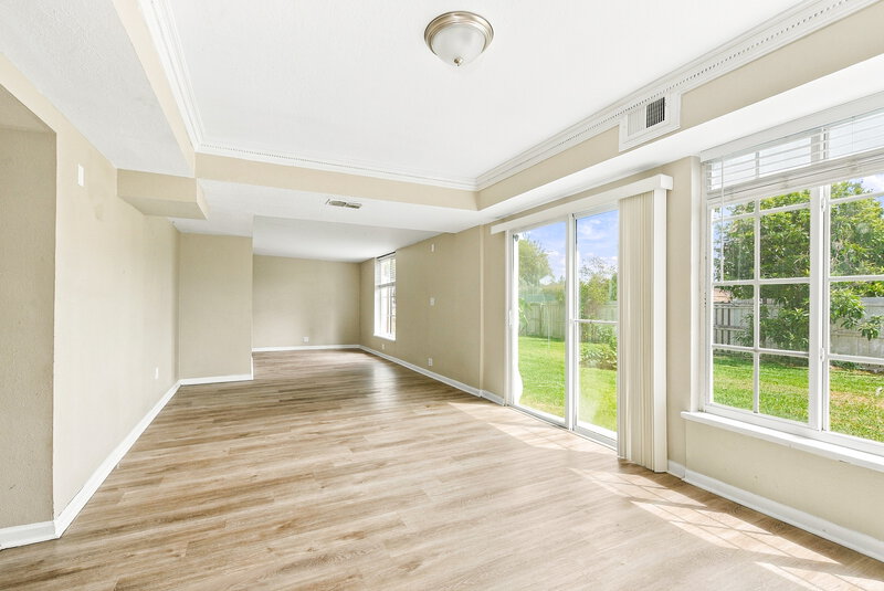 2,260/Mo, 2702 Woodstream Cir Kissimmee, FL 34743 Living Room View