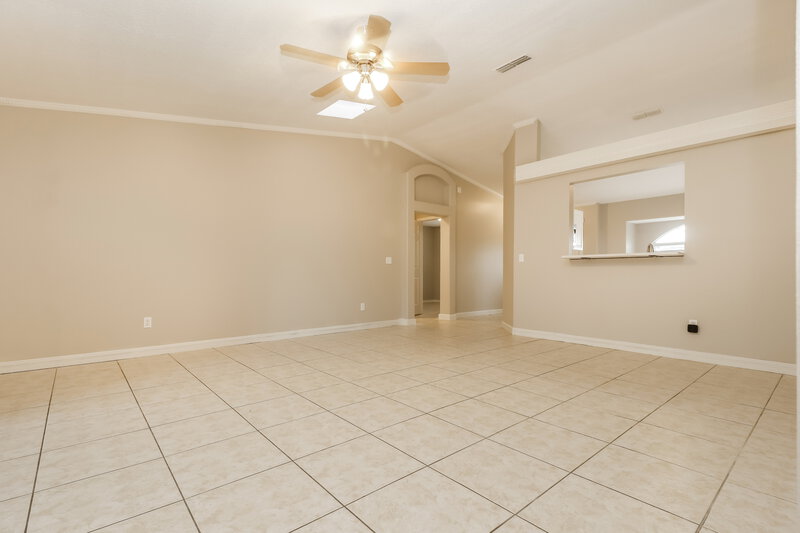 2,335/Mo, 2702 Woodstream Cir Kissimmee, FL 34743 Living Room View 2