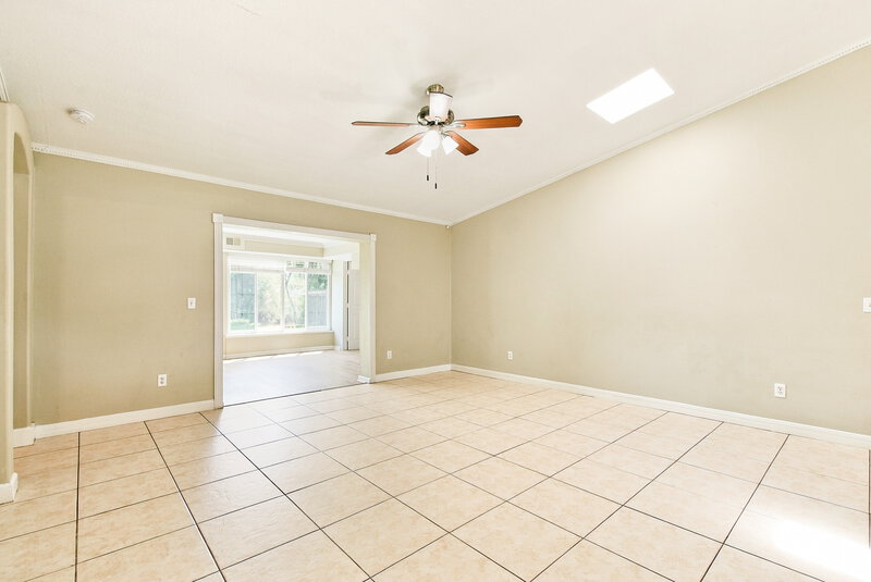 2,260/Mo, 2702 Woodstream Cir Kissimmee, FL 34743 Dining Room View 2