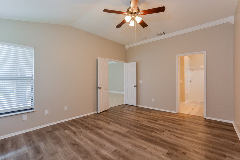 2,515/Mo, 10119 Pink Carnation Ct Orlando, FL 32825 Main Bedroom View 2