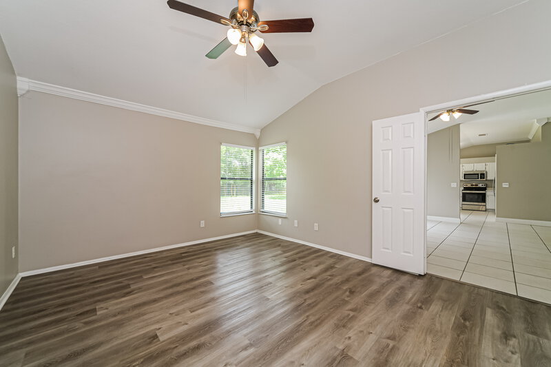 2,260/Mo, 10119 Pink Carnation Ct Orlando, FL 32825 Main Bedroom View