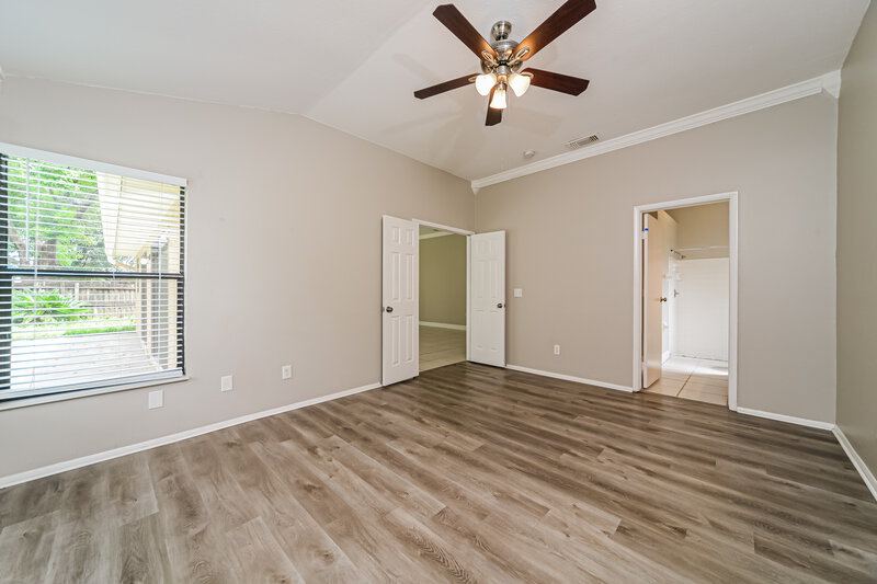 2,260/Mo, 10119 Pink Carnation Ct Orlando, FL 32825 Main Bedroom View 2