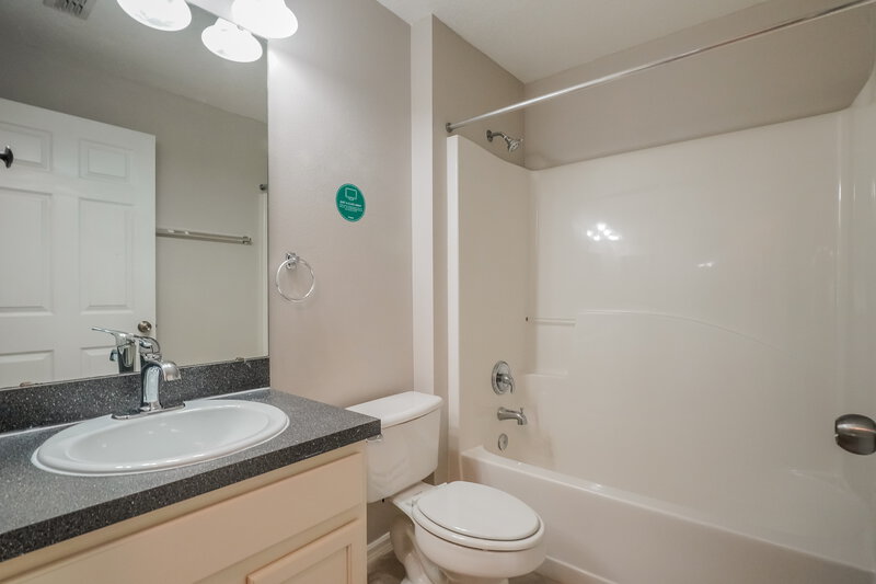 2,080/Mo, 3362 Kelsey Ln Saint Cloud, FL 34772 Bathroom View