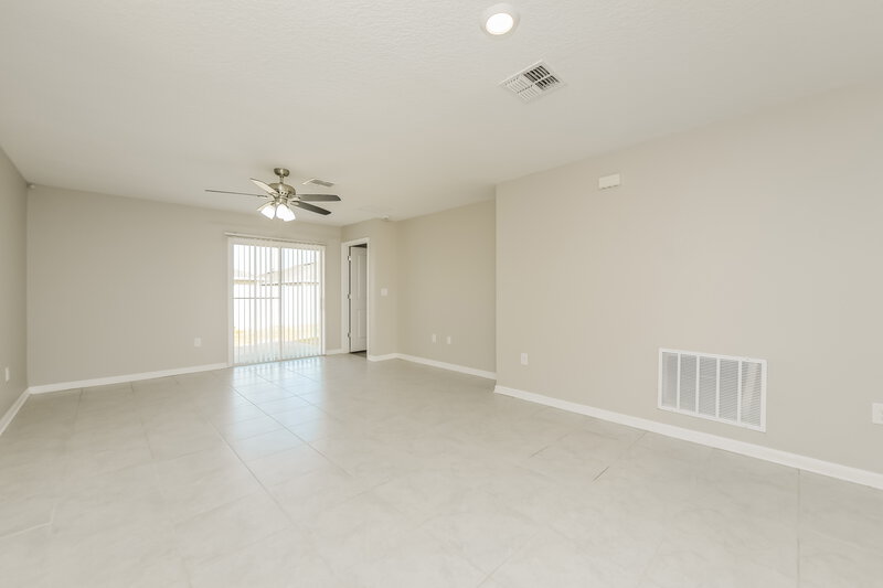 1,960/Mo, 4295 Sunny Creek Pl Kissimmee, FL 34746 Dining Room View