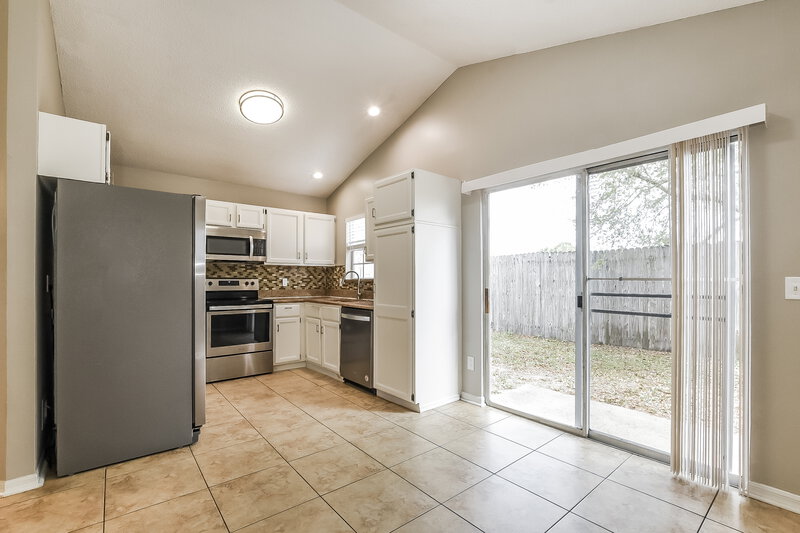 2,245/Mo, 201 Whiterapids Ct Orlando, FL 32828 Breakfast Nook View