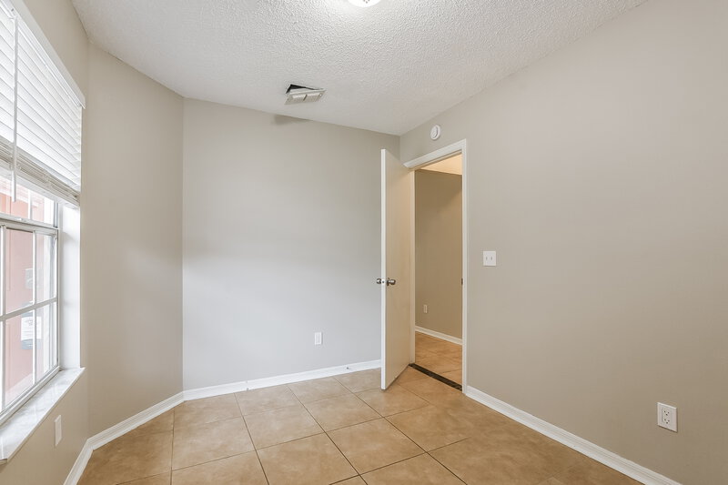 2,245/Mo, 201 Whiterapids Ct Orlando, FL 32828 Bedroom View 2