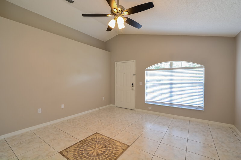 3,270/Mo, 2203 Phonecia Ct Orlando, FL 32837 Living Room View 2