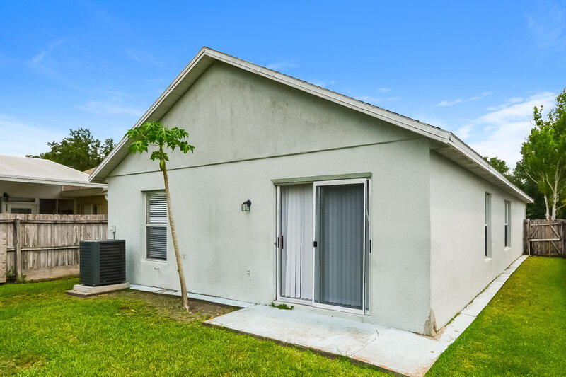 3,270/Mo, 2203 Phonecia Ct Orlando, FL 32837 Rear View 2