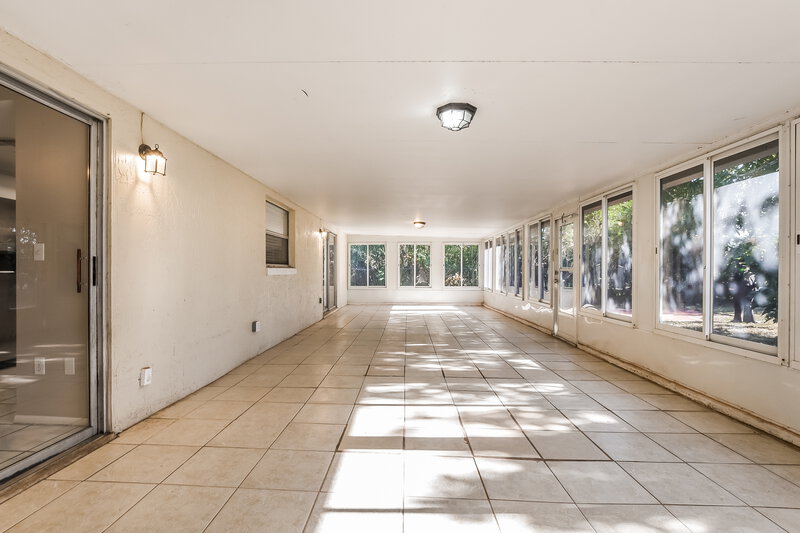 2,170/Mo, 520 Elmwood Ct Kissimmee, FL 34743 Sun Room View