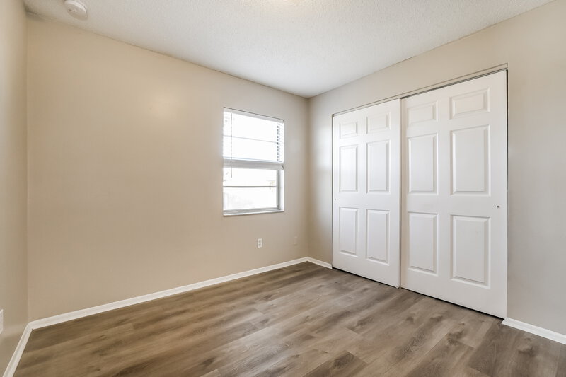 2,170/Mo, 520 Elmwood Ct Kissimmee, FL 34743 Bedroom View 2