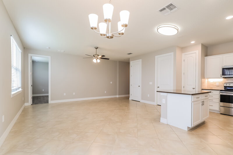 2,170/Mo, 1761 Cayman Cove Cir Saint Cloud, FL 34772 Dining Room View 2