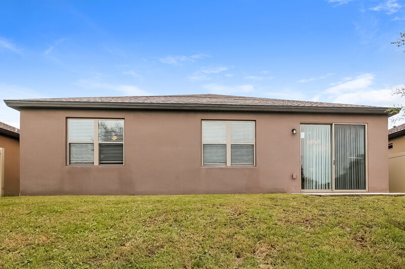 2,170/Mo, 1761 Cayman Cove Cir Saint Cloud, FL 34772 Rear View