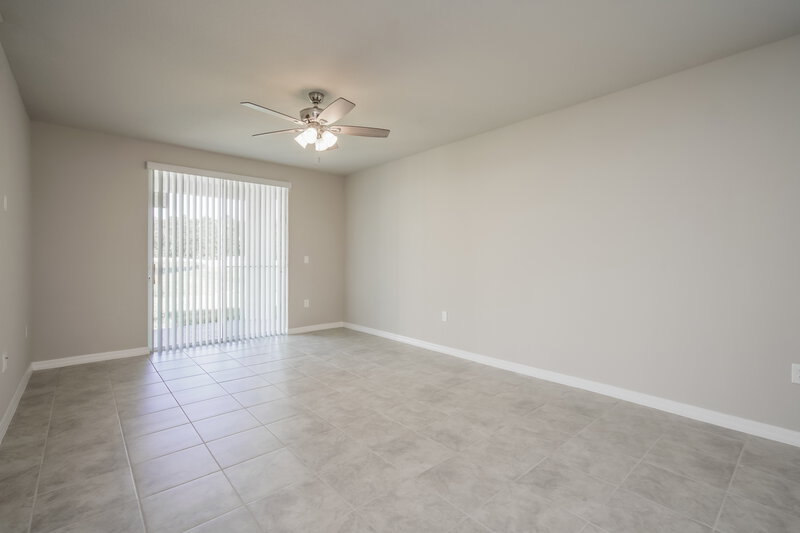 2,035/Mo, 588 Sun Warbler Way Saint Cloud, FL 34771 Living Room View