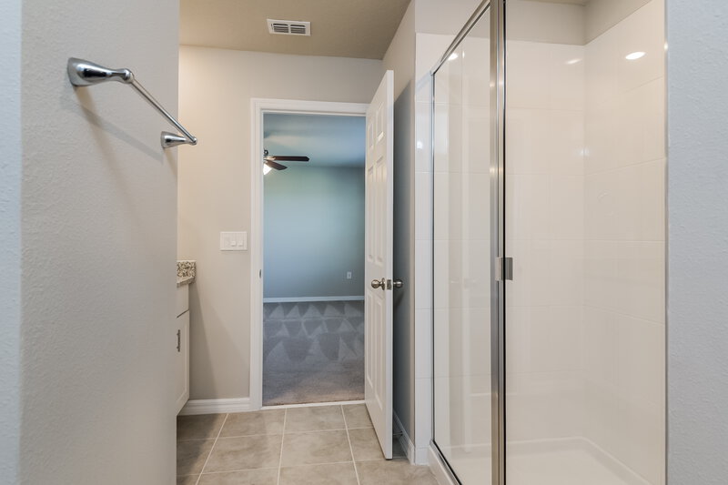 3,380/Mo, 5217 Stephs Field St Saint Cloud, FL 34771 Main Bathroom View 2
