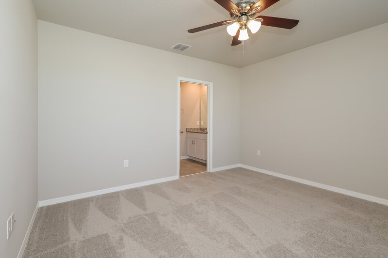 2,095/Mo, 453 Sun Warbler Way Saint Cloud, FL 34771 Main Bedroom View 2