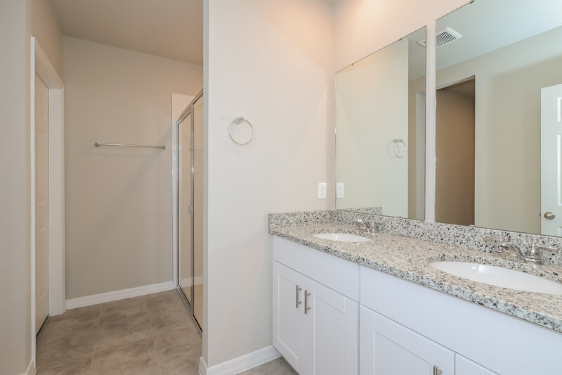 2,095/Mo, 453 Sun Warbler Way Saint Cloud, FL 34771 Main Bathroom View