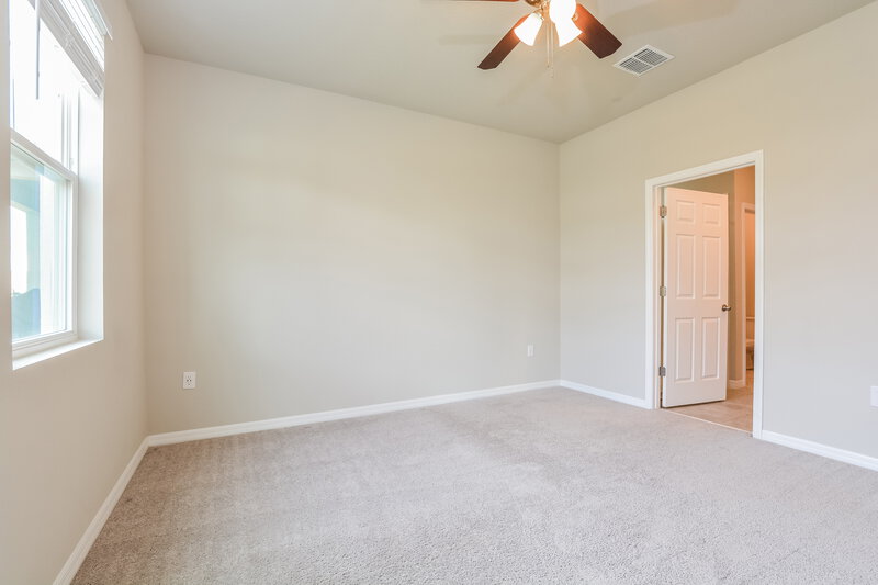 2,680/Mo, 2491 Gold Dust Drive Minneola, FL 34715 Main Bedroom View 2