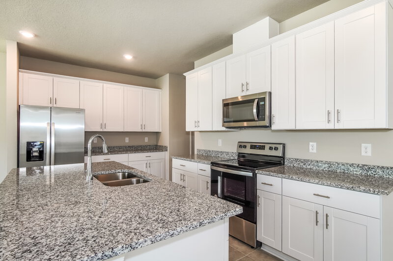 2,555/Mo, 2499 Gold Dust Drive Minneola, FL 34715 Kitchen View
