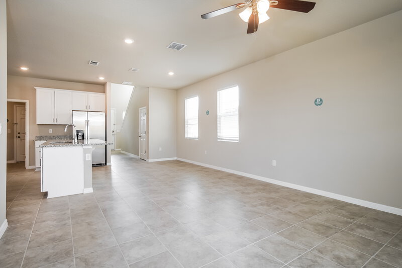 2,700/Mo, 2507 Gold Dust Drive Minneola, FL 34715 Living Room View 2