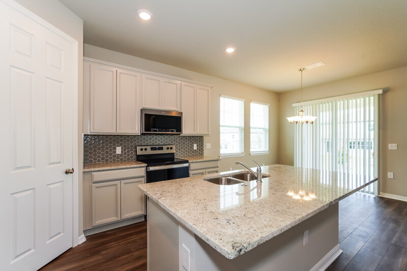 2,770/Mo, 2294 Raven Ridge Road Minneola, FL 34715 Kitchen View