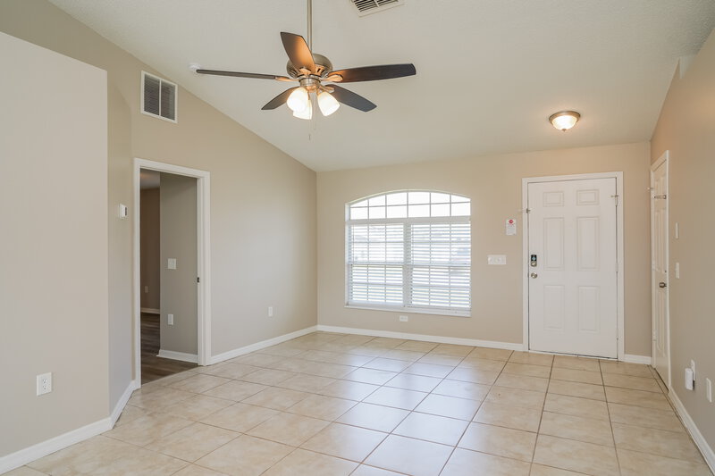 2,030/Mo, 367 Alegriano Ct Kissimmee, FL 34758 Living Room View 2