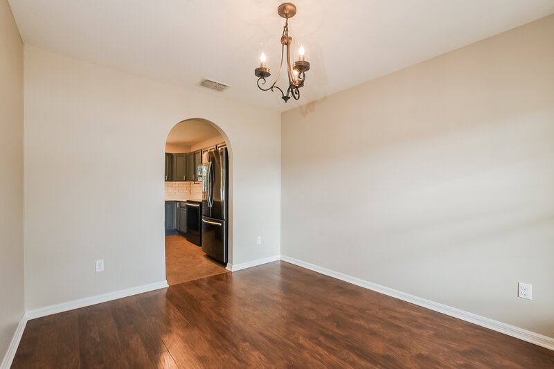 2,130/Mo, 7545 Sloewood Dr Leesburg, FL 34748 Dining Room View