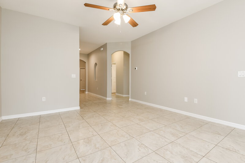 2,110/Mo, 2914 Vista Ct Kissimmee, FL 34744 Living Room View 3