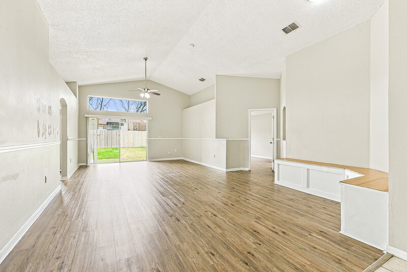 2,635/Mo, 1962 Lady Elisabeth Ave Orlando, FL 32826 Living Room View 3