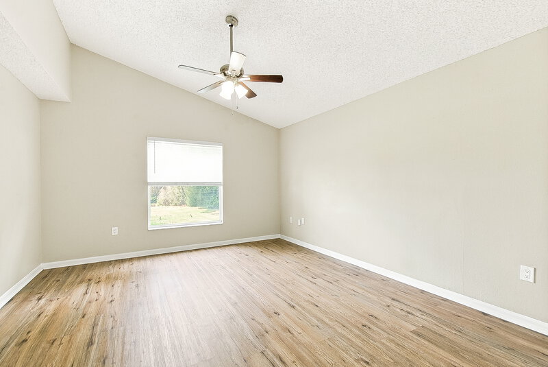2,635/Mo, 1962 Lady Elisabeth Ave Orlando, FL 32826 Primary Bedroom View