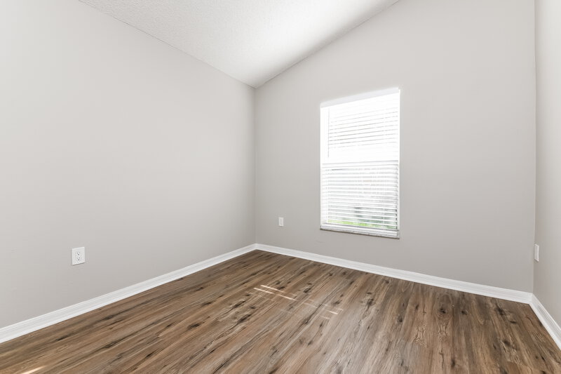 2,660/Mo, 1962 Lady Elisabeth Ave Orlando, FL 32826 Bedroom View