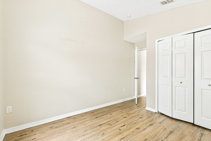 2,635/Mo, 1962 Lady Elisabeth Ave Orlando, FL 32826 Bedroom View 4