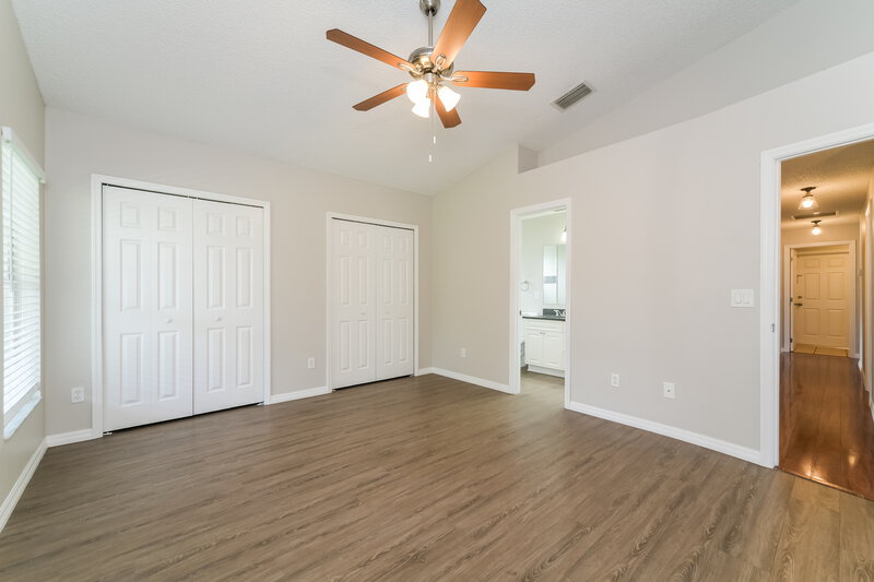 2,495/Mo, 10452 Coconut Grove Ln Orlando, FL 32825 Main Bedroom View 2
