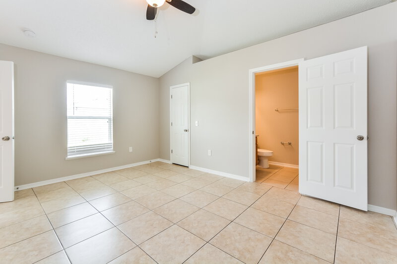 1,665/Mo, 421 Eagle Dr Poinciana, FL 34759 Main Bedroom View