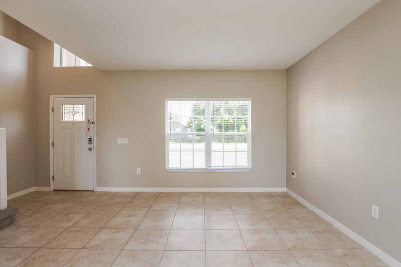 1,985/Mo, 717 Martin Ln Kissimmee, FL 34759 Living Room View