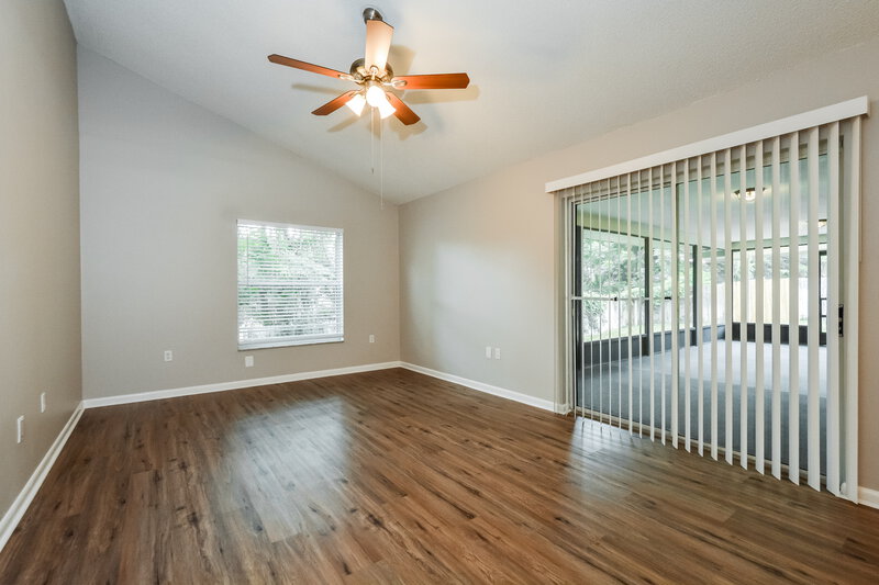 1,980/Mo, 3539 Sailfish Ave Fruitland Park, FL 34731 Family Room View 2