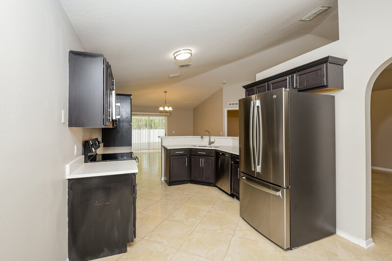 2,060/Mo, 16945 Corner Bay Ct Orlando, FL 32820 Kitchen View