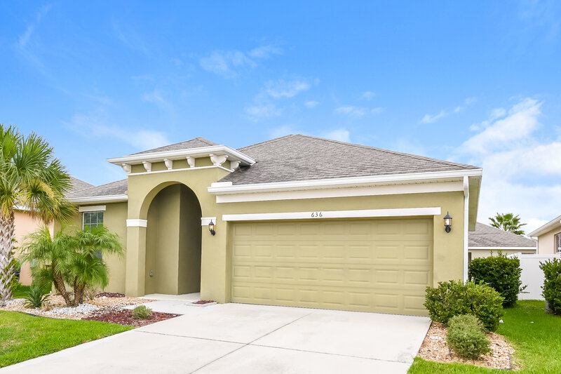 2,260/Mo, 636 Star Magnolia Dr Kissimmee, FL 34744 Front View