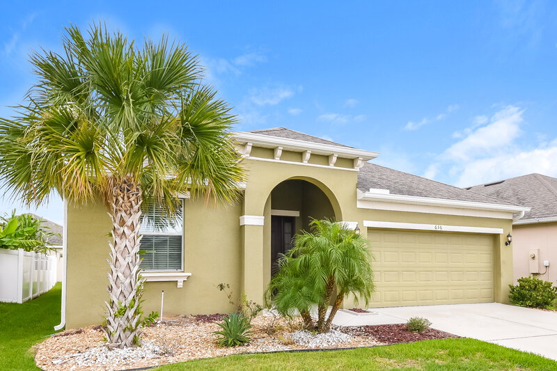 2,260/Mo, 636 Star Magnolia Dr Kissimmee, FL 34744 Front View 2