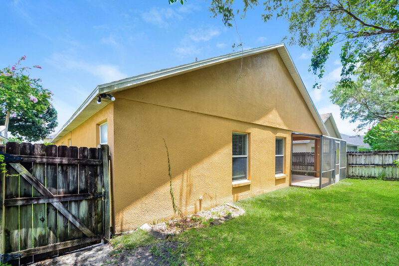 2,180/Mo, 3813 Shawn Cir Orlando, FL 32826 Side View