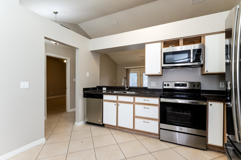 1,900/Mo, 710 Kenmoore Ct Eustis, FL 32726 Misc View 8