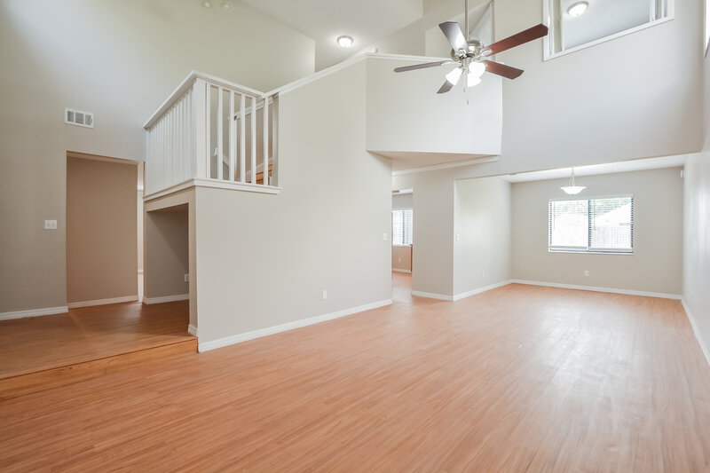 2,350/Mo, 410 Red Coat Ln Orlando, FL 32825 Living Room View