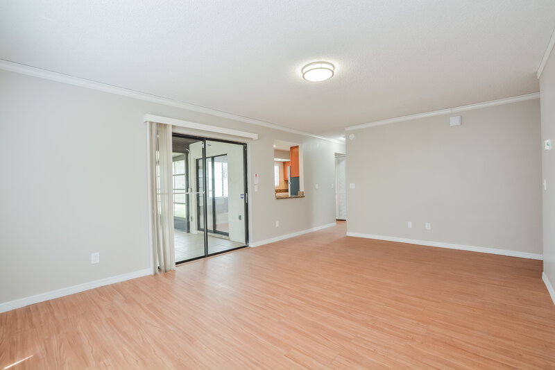 2,350/Mo, 410 Red Coat Ln Orlando, FL 32825 Dining Room View