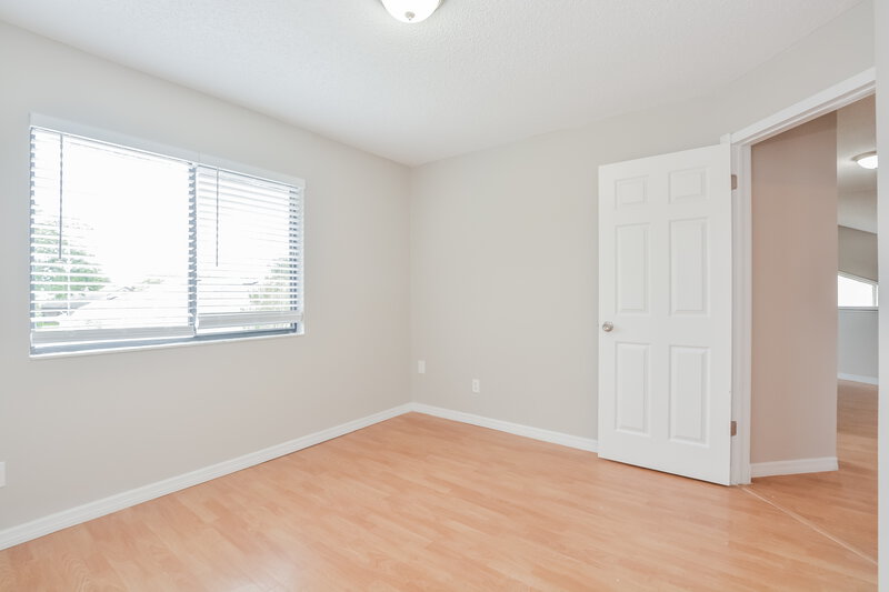 2,350/Mo, 410 Red Coat Ln Orlando, FL 32825 Bedroom View