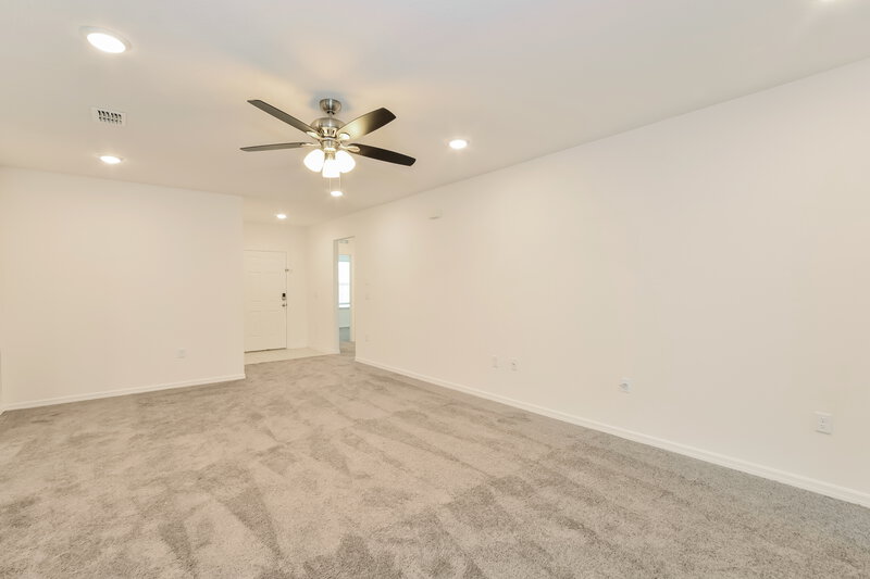 1,595/Mo, 1409 Orlando Ct Poinciana, FL 34759 Living Room View